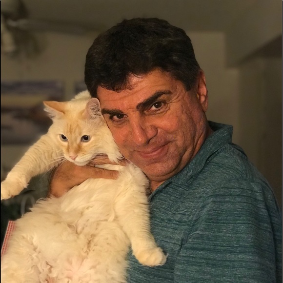 Meet your Posher, Ali - Picture 1 of 1